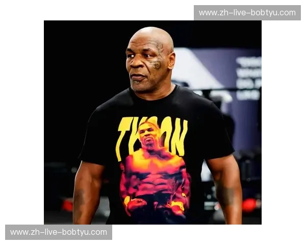 重炮与黄昏的终极挽歌：泰森vs霍姆斯，那场击碎时代的拳坛宿命